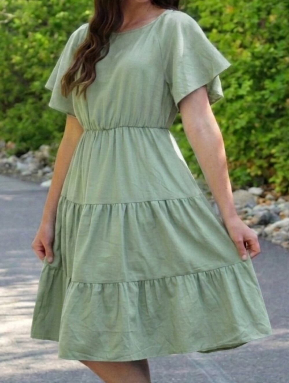 NWOT BloomChic Light Sage Tiered Midi Dress